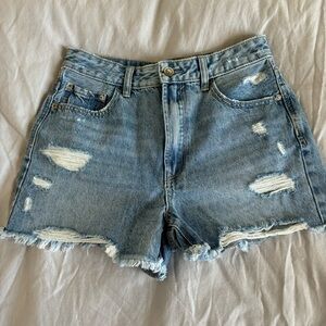 Stradivarius Mom Fit Denim Shorts - size 4
